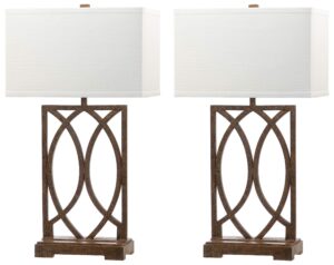 cables usb de colores entrelazados artisticamente