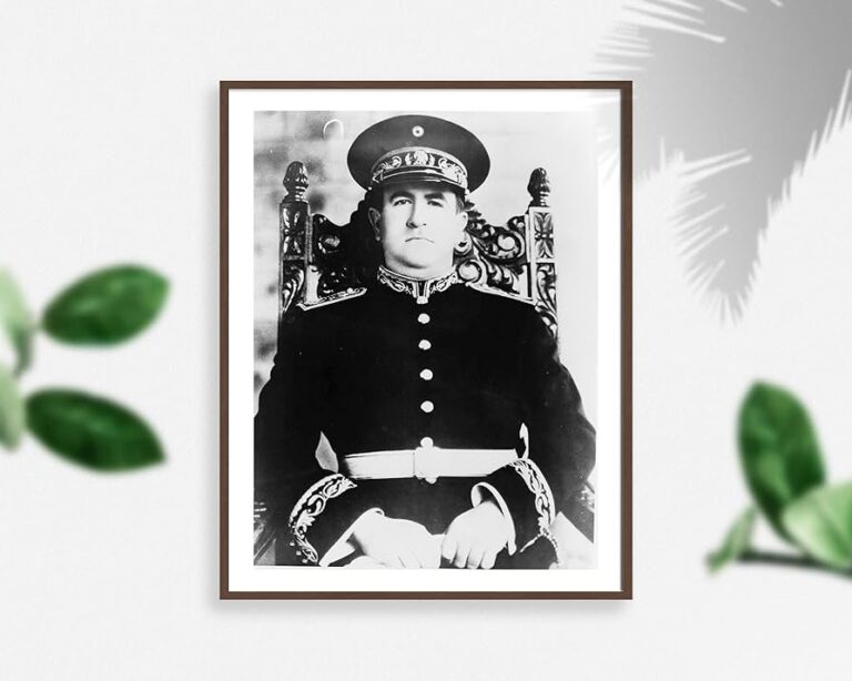 Qué logros y acciones destacadas tuvo Manuel Ávila Camacho en su mandato 7 retrato de manuel avila camacho en uniforme